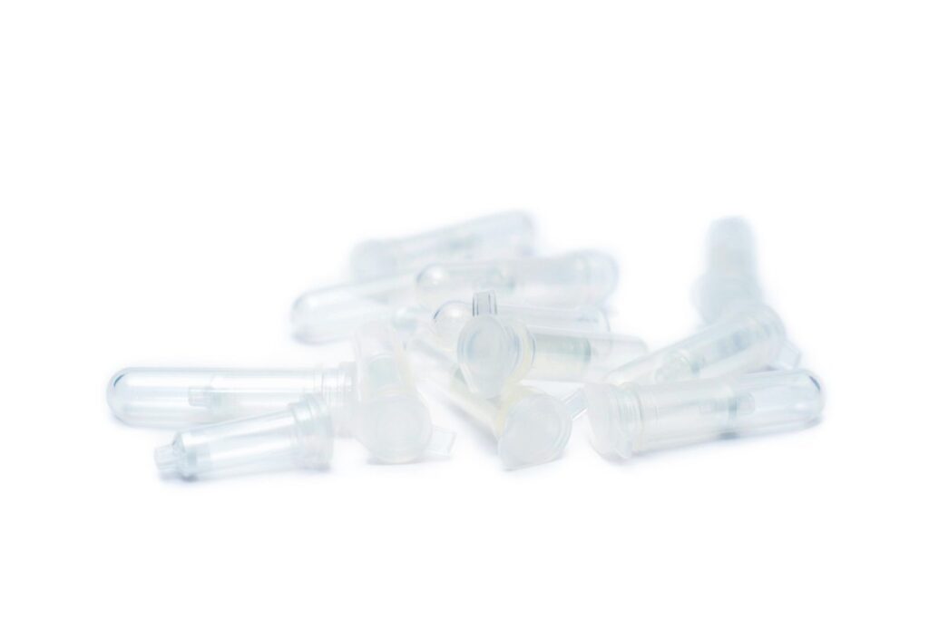 Silica membrane spin columns (Mini and Micro) with 2 mL collection tubes
